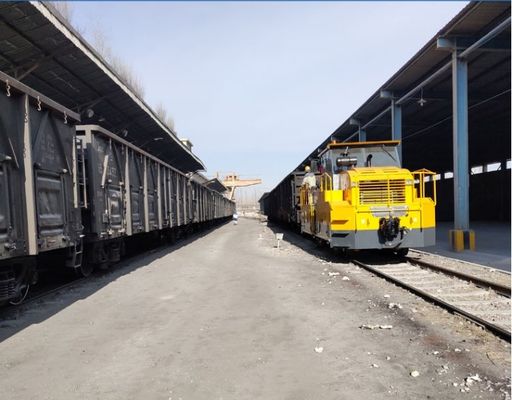 3350mm Vehicle Height Rail Car Mover Tractor Uses Internationally Renowned Brand Engines